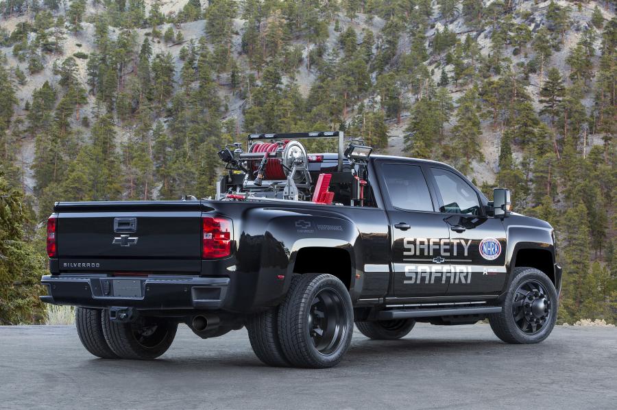  Chevrolet Silverado 3500HD Safety Safari Concept (GMTK2H) 2017 года  (фото 2 из 2)